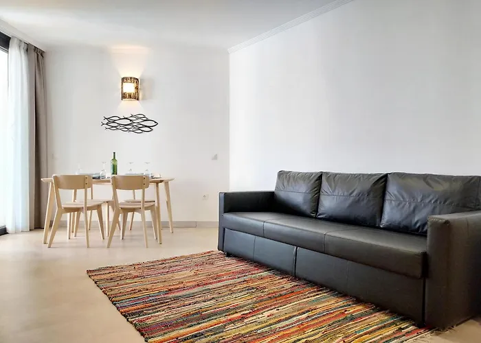 Ma Estates Denébola 1 *